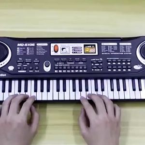 Đàn Piano điện tử Keyboard 61 Phím kèm Mic + dây cắm cho bé - Đàn Piano cho bé