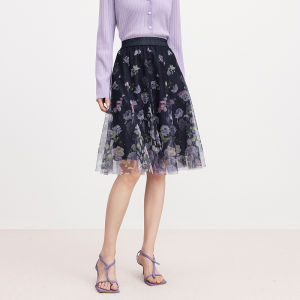 Koradior | Elegant French Style Flowery Lace Half Skirt
