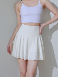 เอวสูงกระชับสัดส่วนเทนนิสชุดกางเกงผู้หญิงที่มีกระเป๋าปลอมสองชิ้นป้องกันแสงกีฬาแบดมินตันกางเกงขาสั้นสําหรับการออกกําลังกายและการวิ่ง