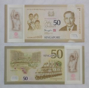SG50 Commemorative Notes Singapore $50 Polymer 1965-2015 Years (IBNS-2015 Shortlisted banknotes) (UNCIRCULATED 100% Genuine Banknote) 1pcs Random Numbe / SG50 纪念钞 建国历程 新加坡 $50 塑料钞 1965-2015年 (国际钞票协会-2015入围钞) (全新 100% 真钞) 1张 号码随机