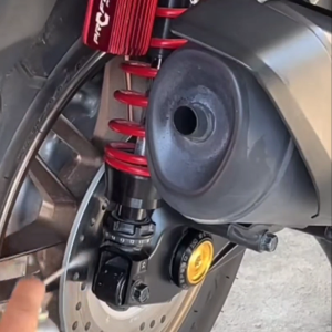 Combo 2 Chai vệ sinh thắng dĩa dầu nhờn nồi xe tay ga cao cấp dưỡng nhựa nhám bóng vỏ xe | SUMOAUTO BPC840SSL550