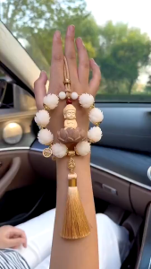 Khánh Treo Ô Tô Tượng Phật Liên Hoa Trắng Trang Trí Dây Treo Gương Xe Hơi Vòng Liên Hoa Trang Trí Ô TÔ