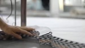 Kemeja kasual longgar lengan pendek V-neck Korea baru untuk wanita