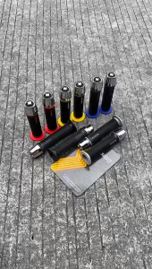 PAKET HANDGRIP HG66 BULU RCB HG55 HANGRIP HANDFAT HANDPAD HG77 HANFAT SARUNG GAS TANGAN KARET SUPER SOFT SET KIRI KANAN MOSCOW HARGA SEPASANG HG 55 HG 66 + JALU STANG MODEL PCX ORIGINAL CHROME BANDUL STIR  STAINLESS IMPORT UNIVERSAL XEON BEAT REVO SUPRA