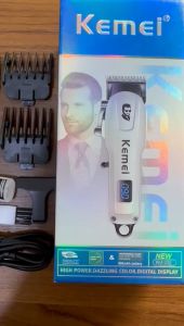 Mesin Alat Cukur Rambut Kumis Jenggot KEMEI 232: Aksesoris Profesional & Berkualitas Tinggi
