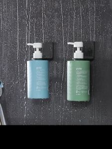 Móc treo cổ chai dầu gội Móc Dán Tường Treo Chai Dầu Gội Giá Đỡ Chai Dầu Gội Xà Phòng Gắn Sữa Tắm 2pcs