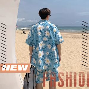 QDshop ปังมากกก เสื้อเชิ้ต แขนสั้น คอปก พิมพ์ลาย ทรงหลวม สไตล์ฮาวาย ใส่ได้ทั้งชาย และหญิง มีมาให้เลือกซื้อกันถึง 3 สี แฟชั่นนี้บอกเลยของมันต้องมี