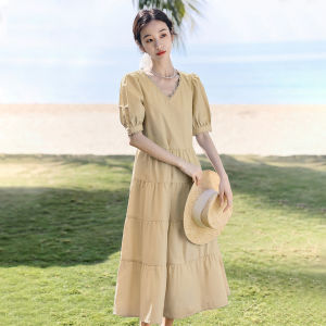 INMAN | Đầm cổ V cotton kiểu Pháp cho mùa hè tại khu nghỉ dưỡng