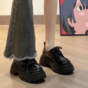 British Style Womens Flats Spring Summer New Thick Bottom Casual Versatile Design Sensation Small Leather Shoes Increased Height