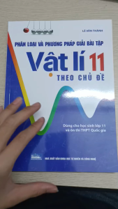 Sách - Phân loại và Phương pháp giải bài tập Vật lí 11 theo chủ đề