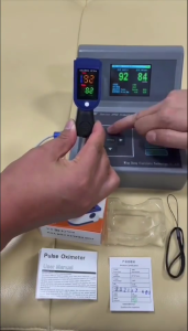 พร้อมส่ง เครื่องวัดออกซิเจนปลายนิ้วOximeter วัดชีพจร วัดค่า SpO2และตรวจวัดชีพจรปลายนิ้ว Fingertip pulse oximeter LK87