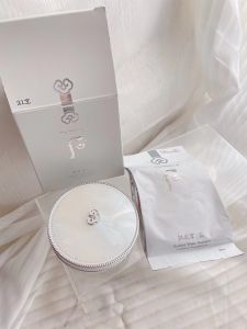 Brightening Moisturizing Translucent Water Light Air Cushion Foundation Whoo Post-Import Direct Shipping Korean Beauty Tools