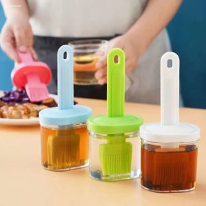 Kitchen Oil Brush with Bottle for Pancakes Pregnant Oil Seasoning Bottle Oil Pot Home Kitchen BBQ Cooking Utensils