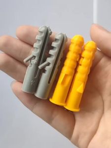 Quality Plastic Anchor M4~M14 Self Drilling Ribbed Drywall and Wall Anchor Screw Rubber Plug Wall Plug Anchor 30/50/100/200pcs