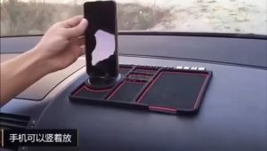 Mat Anti Slip Dashboard Mobil Multi Fungsi With Phone Holder Stand Mounting Hp Handphone Alas Tatakan Mobil Multifungsi Dudukan Ponsel Tempat Koin Kartu Card Coin Kacamata Glasses etoll emoney kartu tol
