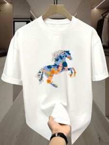 เสื้อยืดแขนสั้นผ้าไหมน้ำแข็งสำหรับผู้ชาย ทรงหลวม คอกลม แฟชั่นฤดูร้อน ผ้าบาง ระบายอากาศได้ดี ระบายความร้อนได้ดี