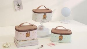 Cute Cartoon Bear Flip-Top Travel Makeup Storage Bag Large-Capacity Toiletry Organizer RH2566