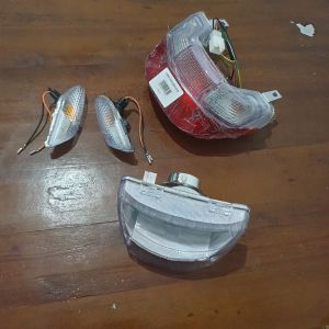 Lampu Depan Belakang Set Lampu Sein Yanaha Fiz R Vega R Lama Head Lamp Stop Lamp Set Sein Assy Yamaha Fiz R Vega R Lama