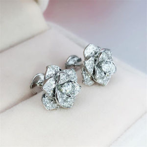 Huitan Full Bling Iced Out Flower Earrings for Female Gold Color/Silver Color Crystal CZ Ear Piercing Earrings Wedding Jewelry