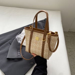 Trendy Versatile Womens Crossbody Bucket Bag Soft Surface Single Strap Zipper Closure Casual Style Fashionable Handbag