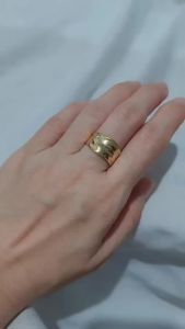 CINCIN WANITA ASLI TITANIUM WARNA GOLD / AKSESORIS WANITA ASLI TITANIUM / PERHIASAN FASHION ASLI TITANIUM GIRLIE ACC