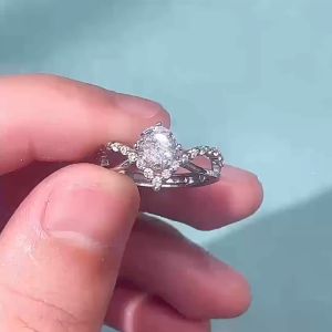 Ladamas Cincin Pernikahan Bahan Tembaga Putih Anti Karat Cincin Wanita Berkilau Mewah CT7