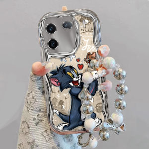 เคสโทรศัพท์แบบใหม่สำหรับ iQOO13 ป้องกันการตกหล่นแบบสุดน่ารัก ดีไซน์ลายแมวและกระต่าย สายรัดมือ 9 สี ดีไซน์สีครีม