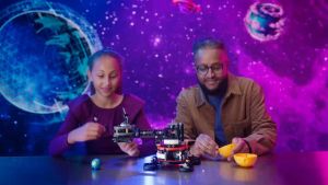 LEGO Technic 42179 Planet Earth and Moon in Orbit (526 Pieces)