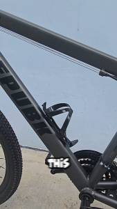 T2P Plastic Bicycle Water Bottle Holder Flex Bottle Cage Lightweight Stylish Bike Universal Cage