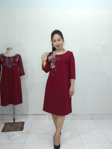 Đầm suông dáng A - VH006 kết Đá kim sa sang chảnh vải Umi lụa ý nhập khẩu Quảng Châu mềm mịn co giãn tốt