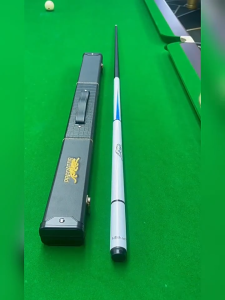 Snow Leopard Cue Stick 11.5mm Carbon Fiber Billiards Cue Stick Low Deflection Pool Stick 1/2 Split Tako Professional Nine Ball Pool Sport Billiard Stick for Home & Club Use 19/20OZ