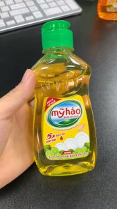 Nước rửa chén Mỹ Hảo chanh chai 200g