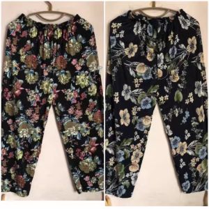 Summer Thin Ice Silk Wide Leg Pants Womens Loose Comfortable Home Clothes Elastic Waist Nine Points Trousers for Middle-Aged Women