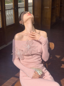 Bộ Áo Quây & Chân Váy Hoa Kiểu Pháp Elegance