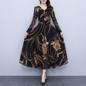 Elegant Midlife Mommy Three-Piece Set Autumn Fashionable Womens Dress High-Quality Ensemble Stylish And Noble Attire