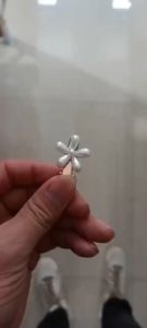 13th Ave White One/Three/Four Pearl Flowers Design Hair Clip Side Clip Fashion Accessories