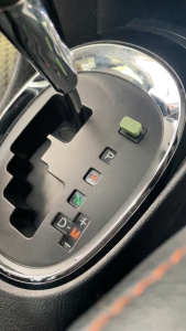 ปุ่มปลดเกียร์ว่าง Shift Lock ปลดเกียร์ว่าง Toyota Sienta Vios แทนกุญแจเสียบ 3D print