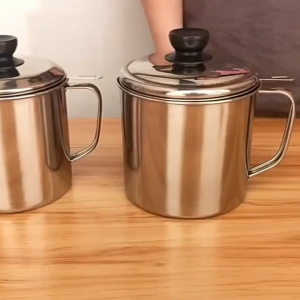 Heavy-Duty 1.3L Stainless Steel Storage Can Oil Filter Pot with Separator Ideal for Kitchen Cooking