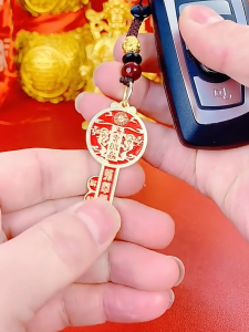 已开光 天官赐福开库汽车钥匙扣挂件吉祥寓意挂礼物 Wealth Attraction Keychain The Heavenly Official Bestows Blessings on The Kaiku Car Keychain Pendant A Gift with Auspicious Meanings