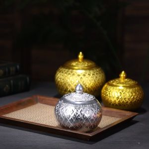 พระอบลายไทย ผลิตจากโลหะผสม ไว้เก็บผลไม้แห้ง ขนมอบ  เก็บชากาแฟ สำหรับใส่ของประดับทั่วไป