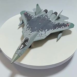 SU-57 Fighter 1:72 Assembled Plastic Airplane Model (Including Display Rack) Home Display and Collection Creative Gifts