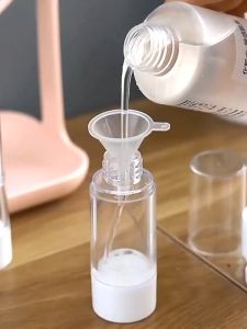 Portable Vacuum Airless Pump Spray Lotion Bottle Clear Travel Refillable Lotion Cream Cosmetic Dispensing Bottle