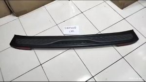 Sillplate belakang Toyota All New Fortuner 2016-2021 Hitam