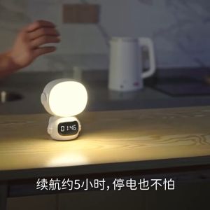 Đèn ngủ phi hành gia Astronaut có đồng hồ xem giờ điều chỉnh độ sáng vô cấp tích hợp pin dung lượng 400mA thân đèn xoay 350 độ