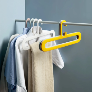 Non-Slip Plastic Clothes Hangers for Dormitory Simple Color Household Seamless Rack Student Storage Hook