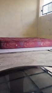 MOTIF ELEGANT AESTHETIC SARUNG KASUR RESLETING PRAKTIS