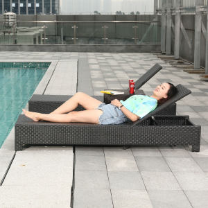 Outdoor Pool Beach Casual Wicker Weave Lounger Bed Folding Beach Chair Balcony American Country Style Economic Type Furniture