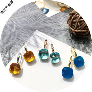 Luxurious Crystal Cubic Sugar Stud Earrings Womens Fashion Multi-Faceted Candy Colored Ear Jewelry Elegant Sensation