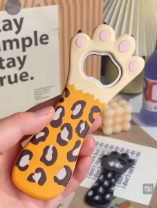 ที่เปิดขวดซิลิโคนรูปอุ้งเท้าแมว มีแม่เหล็กแปะติดตู้เย็นได้ ลายน่ารัก ใช้งานง่าย เก็บก็ง่าย