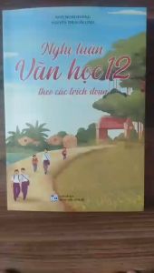 Sách - Nghị luận văn học 12 theo các trích đoạn (sách mới phát hành 2023)(AT)